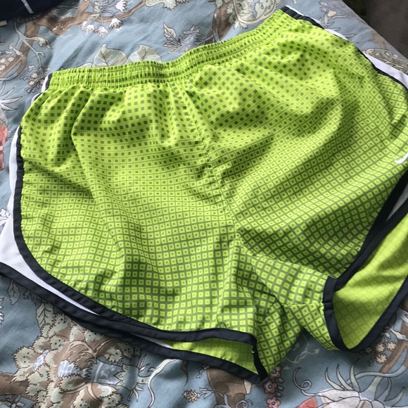 Nike - Picture 1 of 3